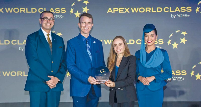 الطيران العماني يحصد جائزة تصنيف الفئة العالمية من أبيكس لعام 2026م