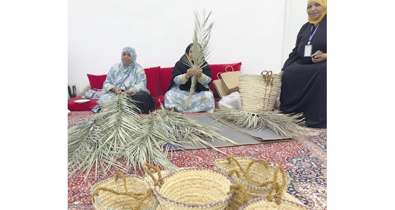 إبراز المنتجات التقنية والحرفية فـي نخل