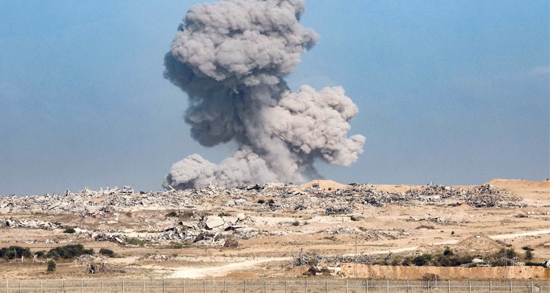 &laquo;إسرائيل&raquo; تواصل العدوان.. الدبابات تتقدم بمدينة غزة وحصار لـ&laquo;الشفاء&raquo; وترهيب للمرضى