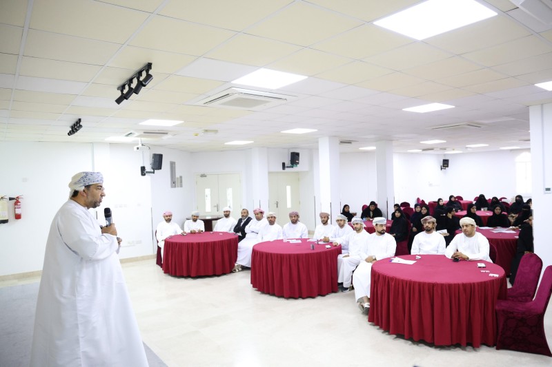 'تعليمية البريمي' تنظم ملتقى للمنسقين الإعلاميين