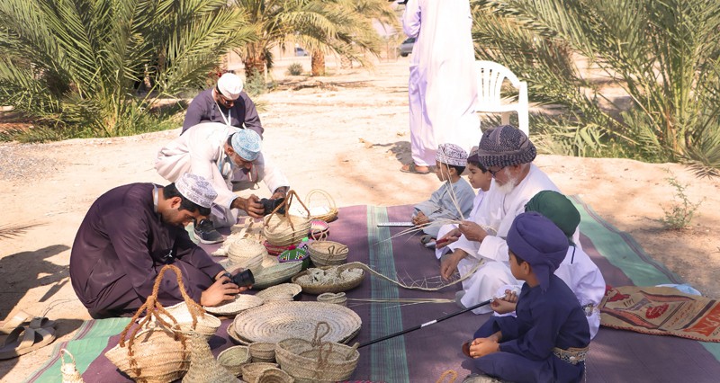 ملتقى سلوت للتصوير الضوئي يوثق المعالم التراثية والسياحية ببهلاء