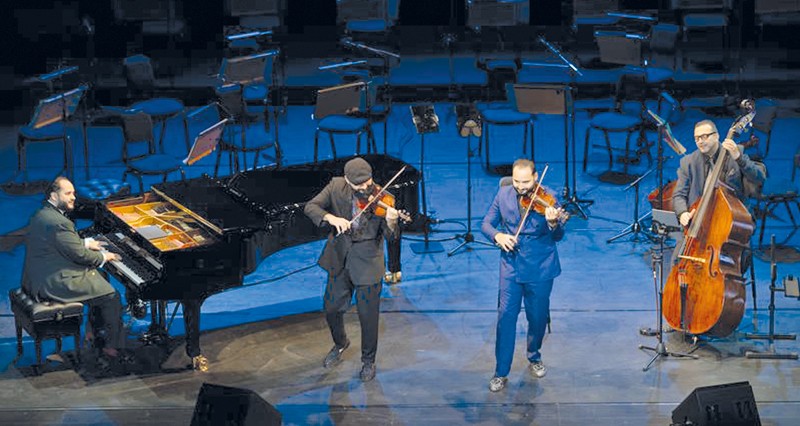 فرقة &laquo;يانوشكا&raquo; تتألق فـي دار الأوبرا السلطانية مسقط