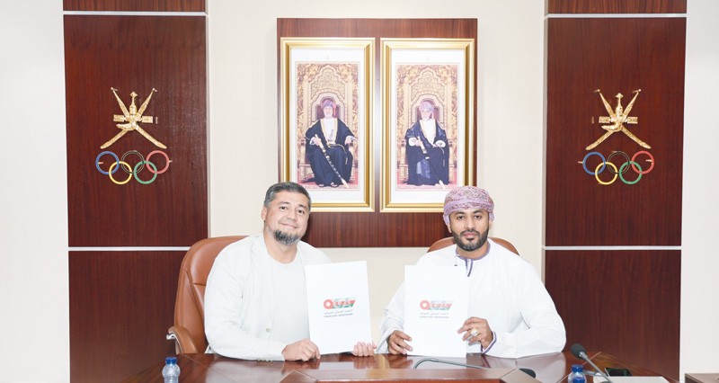 بحث تطوير رياضة الجولف بين سلطنة عمان وكازاخستان