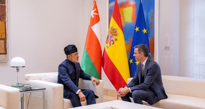 مختتما زيارة دولة .. جلالة السلطان يشيد بما أتاحه لقاؤه مع ملك إسبانيا ورئيس الوزراء من فرص لتعزيز العلاقات