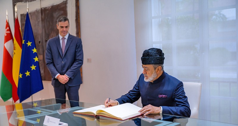 مختتما زيارة دولة .. جلالة السلطان يشيد بما أتاحه لقاؤه مع ملك إسبانيا ورئيس الوزراء من فرص لتعزيز العلاقات