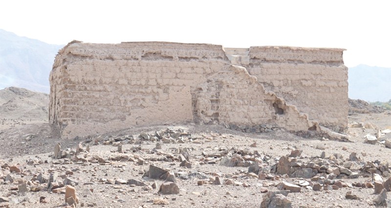 الانتهاء من ترميم أربعة من مساجد العباد فـي نـزوى