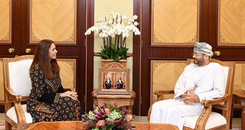 وزير الخارجية يودع سفيرة المملكة الأردنية الهاشمية