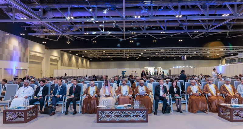 استعراض أحدث الابتكارات والتقنيات والحلول المرتبطة بالتحول فـي الطاقة والسلامة الصناعية والذكاء الاصطناعي