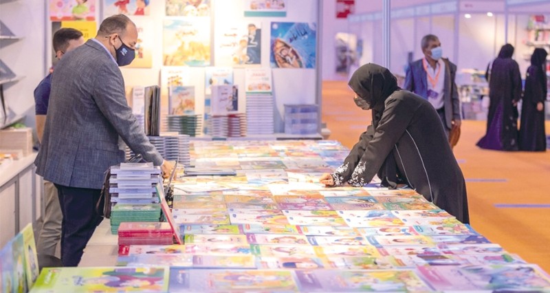 الرواية المعاصرة.. بين تمرد الشكل وبحث المعنى