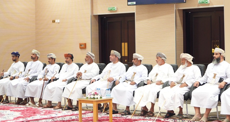 استعراض المشروعات الخدمية والتنموية فـي ولاية نخل