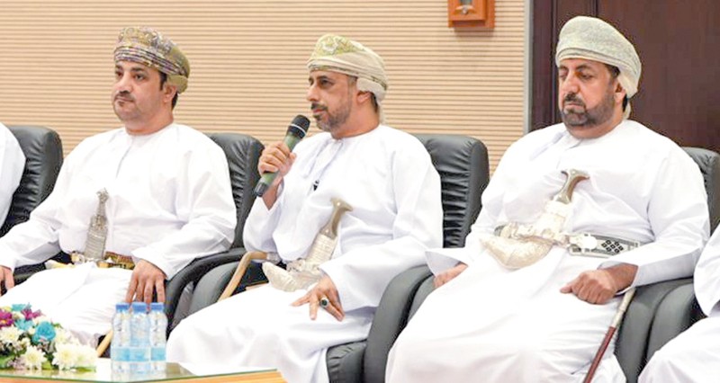 استعراض المشروعات الخدمية والتنموية فـي ولاية نخل