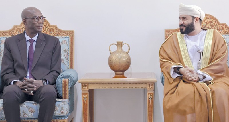 سلطنة عمان والسنغال تبحثان التعاون فـي مجالات الأوقاف