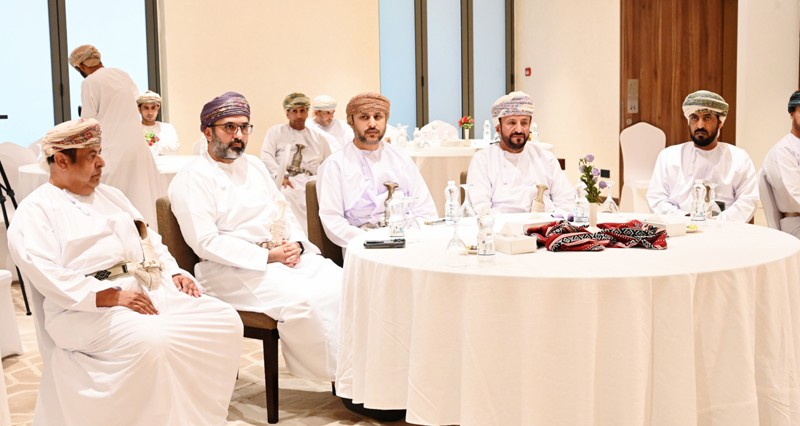 الاتحاد العماني لسباقات الهجن يوقع اتفاقية مع &laquo;أوكسيدنتال عمان&raquo; لدعم السباقات فـي مناطق الامتياز