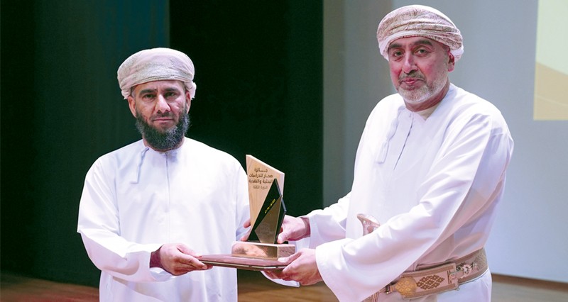 إعلان الفائزين بجائزة صحار للدراسات البحثية والنقدية بنزوى