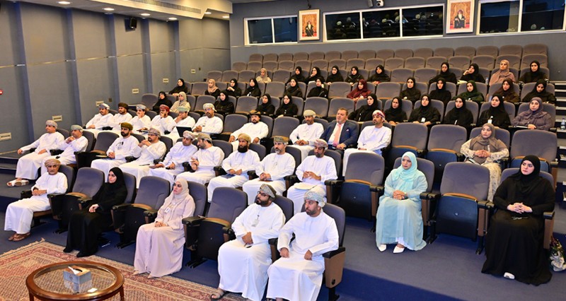 حلقة تناقش معادلة شهادات التعليم العام الصادرة من خارج سلطنة عمان