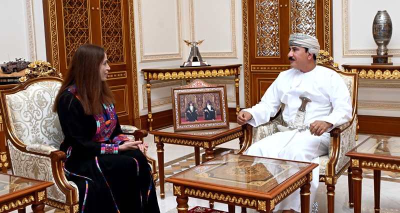 وزير المكتب السلطاني يستقبل السفيرة الأميركية ويودع سفيرة الأردن
