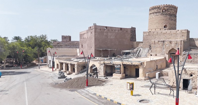 تنفيذ عدد من المشروعات فـي شمال الشرقية بتكلفة تجاوزت 183 مليون ريال عماني