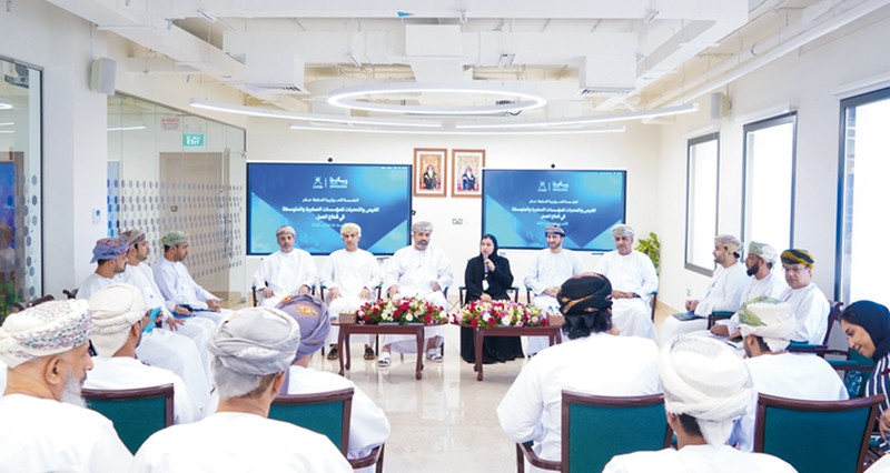 جلسة حوارية حول &laquo;الفرص والتحديات للمؤسسات الصغيرة والمتوسطة&raquo;