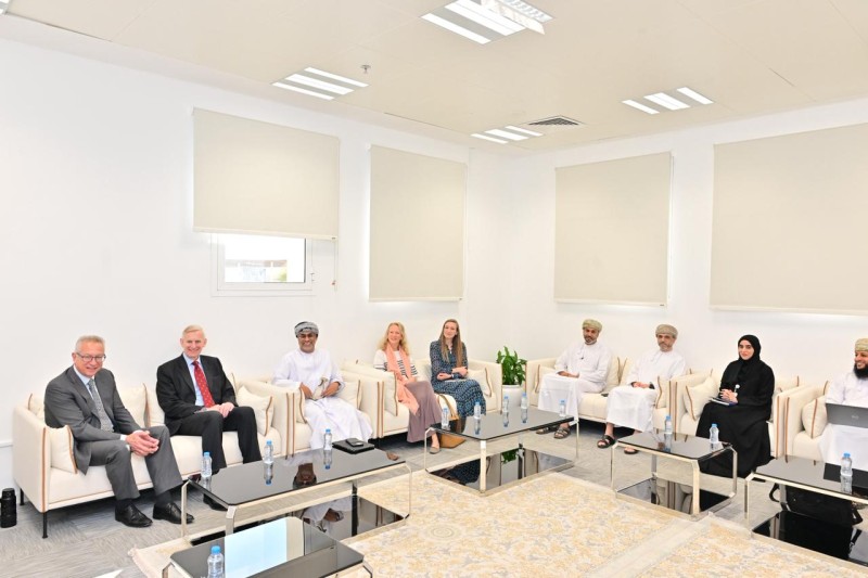 تعزيز الشراكات البحثية والابتكارية بين سلطنة عُمان والمملكة المتحدة