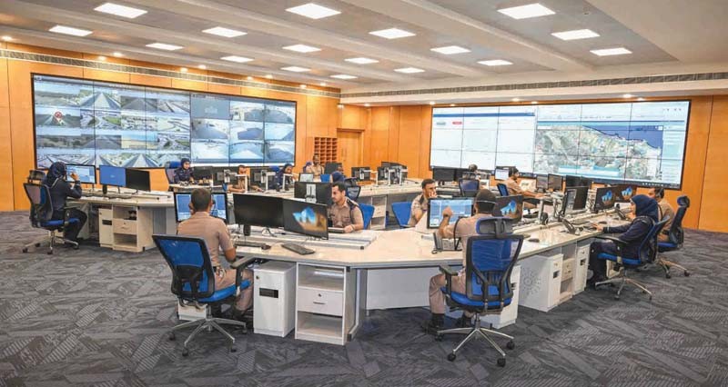 شرطة عمان السلطانية.. حماة الحق فـي مسيرة النهضة المتجددة