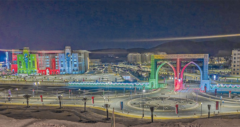 أكاديمية الدراسات الإستراتيجية والدفاعية إحدى الصروح الإستراتيجية الشامخة من صروح نهضة عمان المتجددة