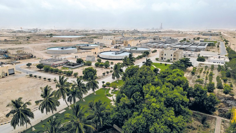 مشروعات للمياه والكهرباء والصرف الصحي فـي ظفار بتكلفة تتجاوز 137 مليون ريال عماني