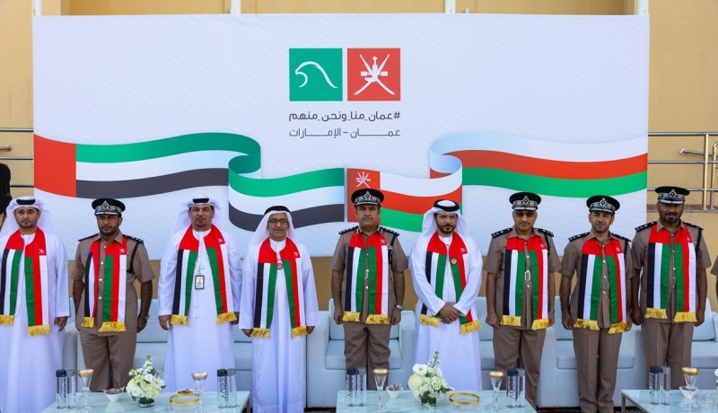 مجلس دبي لأمن المنافذ الحدودية يحتفي باليوم الوطني لسلطنة عُمان بمنفذ حتا الحدودي