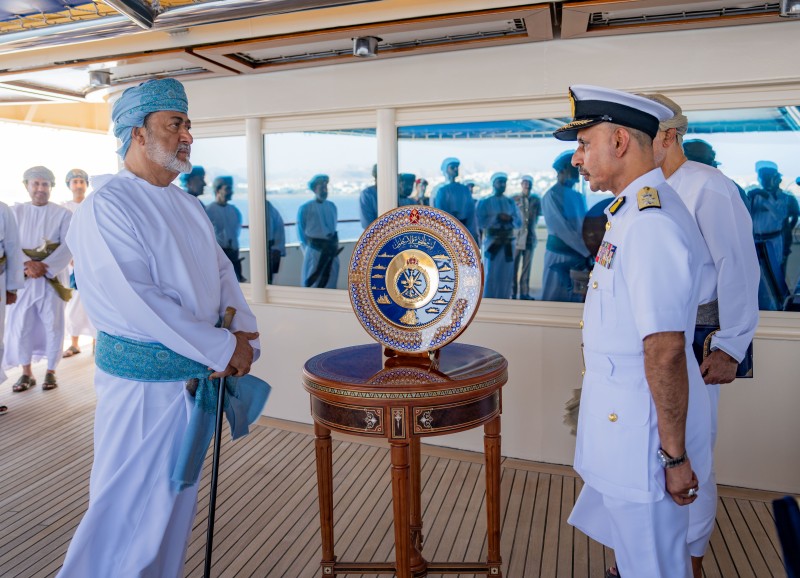 جلالةُ السُّلطان يشملُ برعايته السّامية استعراضَ الأسطول 2025م