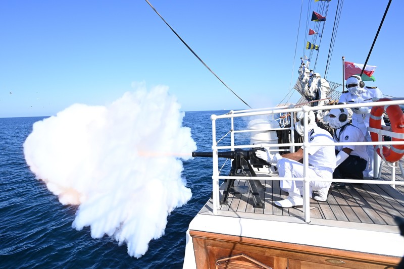 جلالةُ السُّلطان يشملُ برعايته السّامية استعراضَ الأسطول 2025م