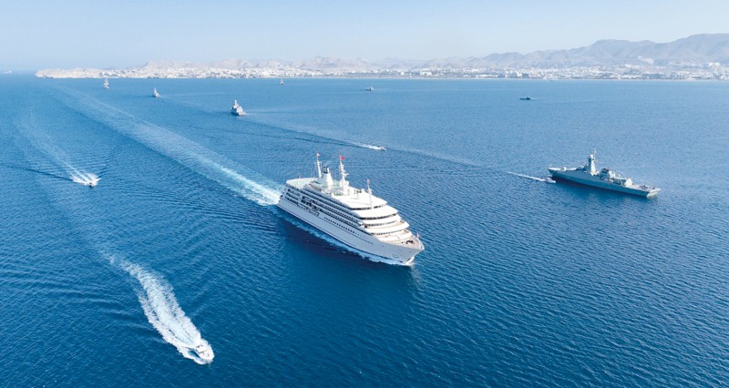 جلالة السلطان يشمل برعايته السامية استعراض الأسطول البحري 2025