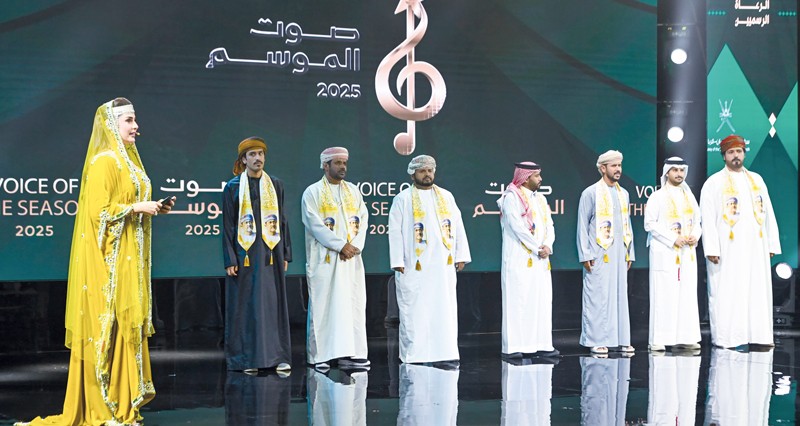 تفاعل جماهيري واسع يواكب منافسات ما قبل النهائي من &laquo;صوت الموسم&raquo; بصلالة