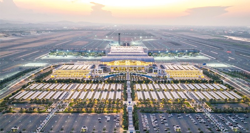 قطاع الطيران المدني يعزز حركة السياحة وجذب الاستثمارات