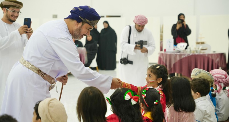 افتتاح معرض &laquo;بر الوالدين&raquo; لتعزيز قيم البر والإحسان فـي البريمي