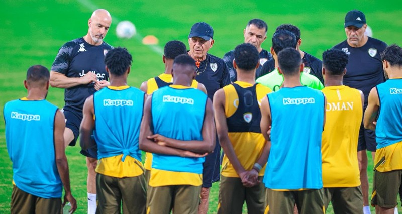 منتخبنا يخوض أول تدريباته اليوم على ملاعب العقلة بالدوحة و &laquo;كيروش&raquo; يكثف العمل