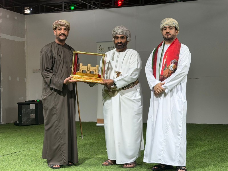 مجلس شعراء شناص ينظم أمسية شعرية وطنية