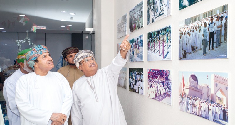 معرض ضوئي لخميس المحاربي يوثق &laquo;ذاكرة ولاية بدبد.. الإنسان والمكان&raquo;