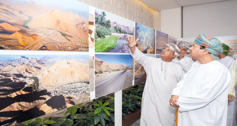 معرض ضوئي لخميس المحاربي يوثق &laquo;ذاكرة ولاية بدبد.. الإنسان والمكان&raquo;