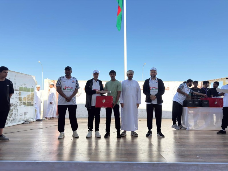 مدرسة الخوض للتعليم الأساسي بالسيب تنظم فعالية 'شوية رياضة' تزامنًا مع اليوم الرياضي الموحد