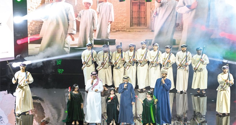 تتويج خالد العامري بلقب &laquo;صوت الموسم 2025م&raquo; بصلالة