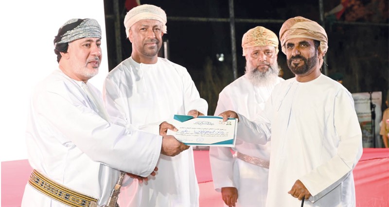 فريق العذيبة ينظم احتفالا بمناسبة اليوم الوطني