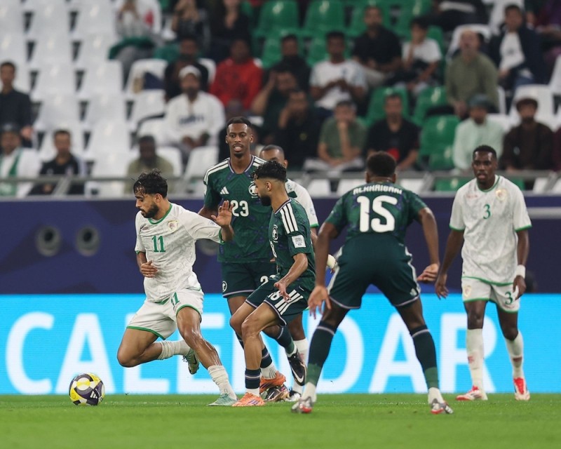 في ظهوره الاول بكأس العرب منتخبنا يخسر ١ / ٢ امام السعودية ويصعب من مهمته في التأهل للدور القادم 