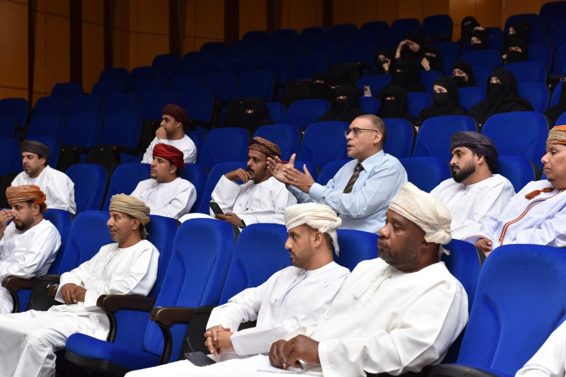 بدء الجلسات التعريفية بجائزة المستثمر الذكي الخليجي في ظفار