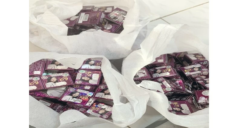 ضبط كمية من السلع المخالفة فـي البريمي