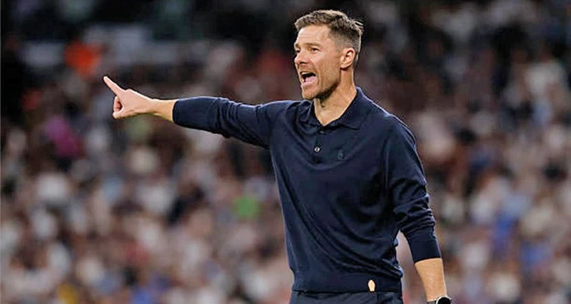 ألونسو يطالب لاعبيه بـ&laquo;قلب الصفحة&raquo; و&laquo;الرد&raquo; قبل مواجهة سيتي