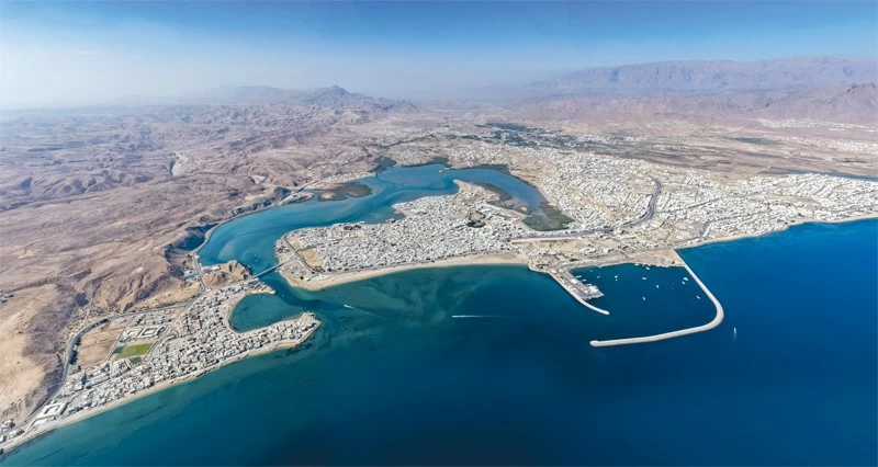 لقطة جوية لمدينة صُور