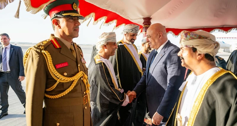 جلالة السلطان والرئيس اللبناني يوجهان بضرورة الإعداد المبكر لعقد أعمال الدورة الأولى للجنة العمانية - اللبنانية المشتركة