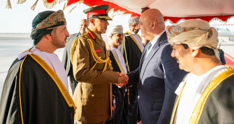 جلالة السلطان والرئيس اللبناني يوجهان بضرورة الإعداد المبكر لعقد أعمال الدورة الأولى للجنة العمانية - اللبنانية المشتركة