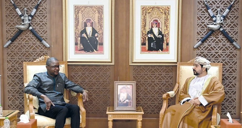 بحث مجالات الشراكة الاقتصادية والاستثمارية بين سلطنة عمان وبوركينا فاسو