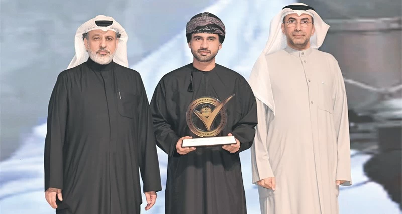 عدد من المؤسسات العمانية يفوز بجائزة الكويت للإبداع
