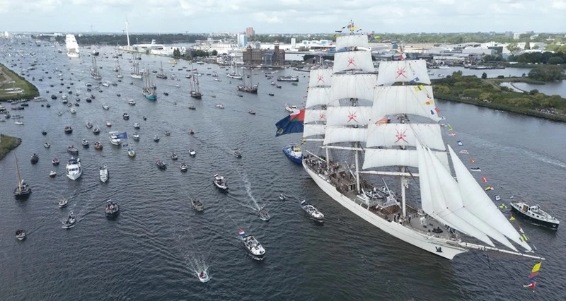 سفينة شباب عمان الثانية.. رسالة وطن يحمل أشرعة السلام